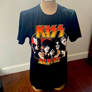 Kiss Alive! Band tshirt